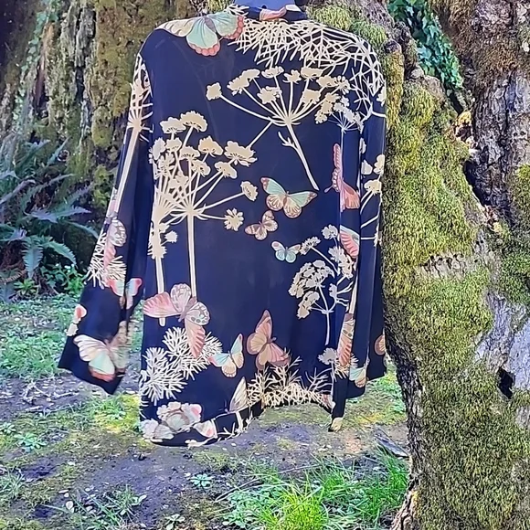 Citron Ladies Large Silk Spandex Sheer Mandarin Collar Black Butterfly Blouse - Picture 9 of 9